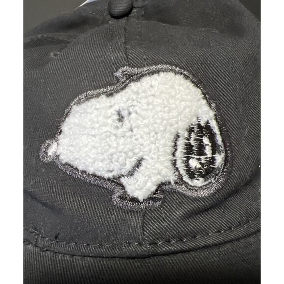 Peanuts Snoopy Baseball Cap Hat Black Chenille Patch Strap Back Cotton OS NEW - Picture 7 of 8